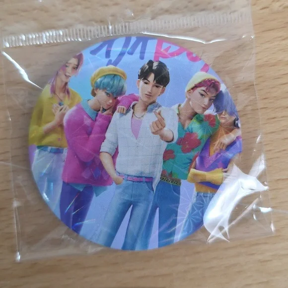 Saja Colorful K-Pop Round Pin Set — Purple & Multicolor 2 - Picture 6 of 6